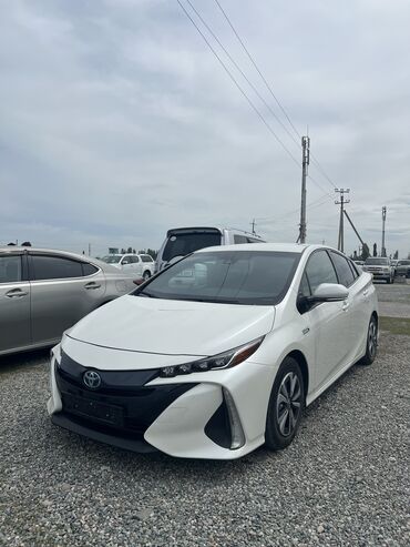 ленкрузер 100: Toyota Prius: 2018 г., 1.8 л, Вариатор, Гибрид