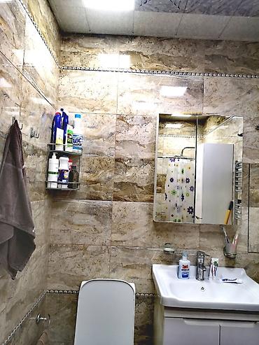 Mənzillər: Bakıxanov qəs., 3 otaqlı, Yeni tikili, m. Neftçilər, 88 kv. m — 8