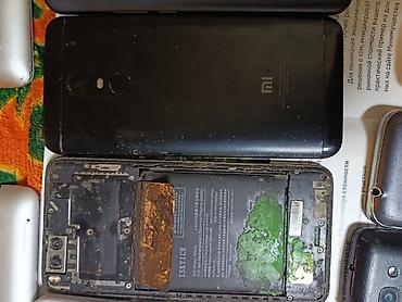 Другие комплектующие: Планшеты и аксессуары — комплект - Apple iPad (модель указана на — 6