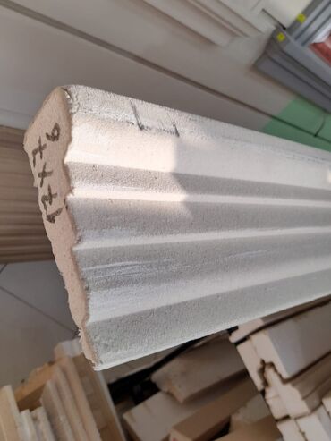 Digər bitirmə materialları: Fasad üçün dekorativ elementlər və hazır detallar - Material: sıxlığı — 61