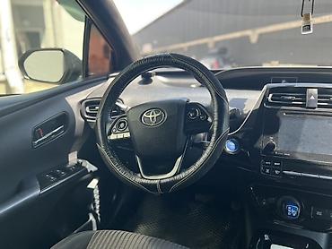 prius: Toyota Prius: 2017 г., 1.8 л, Вариатор, Гибрид, Лифтбек — 8