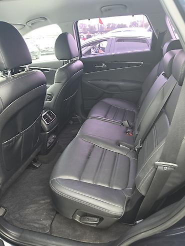 Kia: Kia Sorento: 2019 г., 2 л, Автомат, Бензин, Кроссовер — 25