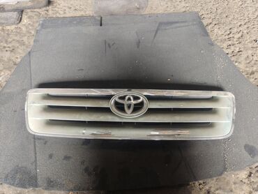 тайота ярис версо: Решетка радиатора Toyota Б/у, Оригинал, Япония
