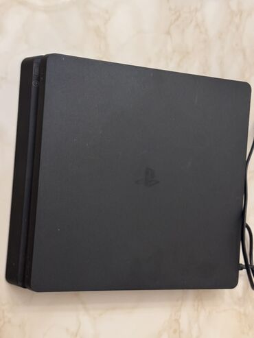телефоны флай 4 джи: Bu, əyləncə və oyun üçün nəzərdə tutulmuş "PlayStation 4 Slim" oyun