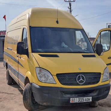 Легкий грузовой транспорт: Легкий грузовик, Б/у — 10