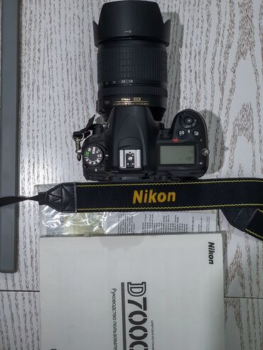 Фото жана видеокамералар: Пpoдaм зеркальный фoтоаппарат Nikon D7000 в отличнoм состoянии, без