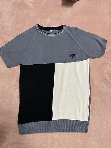 Koftalar, sviterlər: Uşaq üçün qısaqoll trikotaj sviter/köynək - Ölçü: 12-A, boy 154 sm — 2