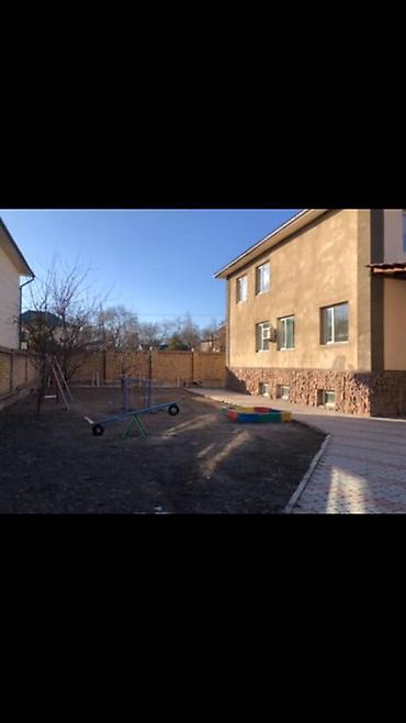 Продажа домов: 5 и более комнат, 160 м², 6 соток, Бишкек, Кок-Жар ж/м Собственник — 2
