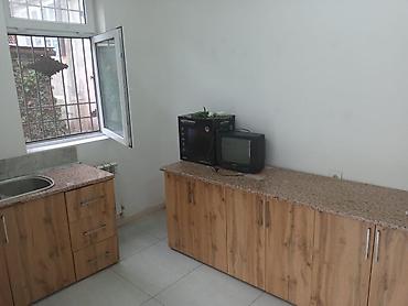 seel butik: Kiralıq küçə vitrinli obyekt – işıqlı ön zal - Küçəyə çıxışı olan — 4
