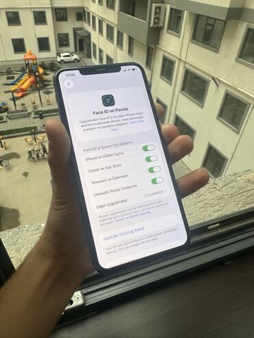 Apple iPhone: IPhone 11 Pro Max, 256 GB, Space Gray, Face ID — 6