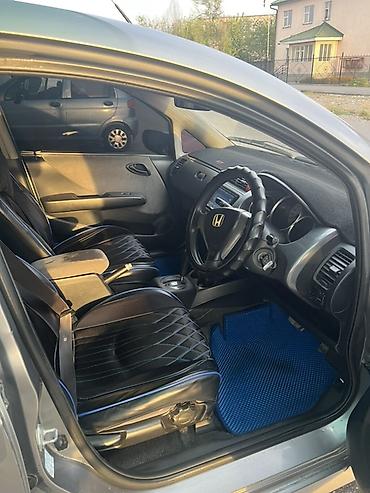фара хонда фит gd1: Honda Fit: 2004 г., 1.5 л, Автомат, Бензин, Хэтчбэк — 10