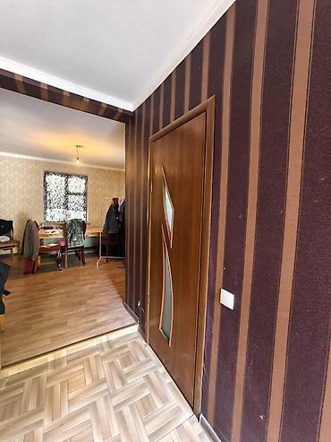 Продажа коттеджей и домов: Продается частный дом 📍 Адрес: с. Чон Арык 📐 Площадь участка: 8 — 9
