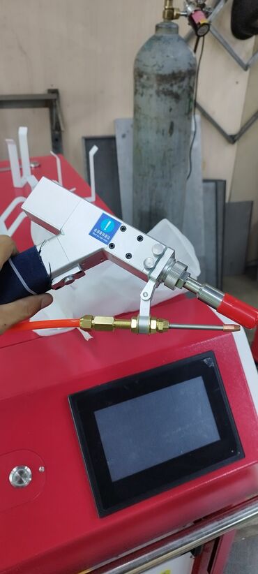 Лазерные станки: Лазерная сварка 1,5 КВт Оптоволоконный лазер фирмы Reci Толщина сварки — 8