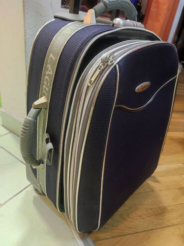 putne torbe zenske: Medium suitcase, color - Blue