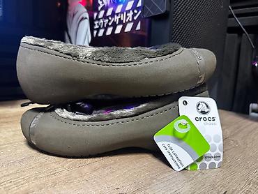 Детская обувь: 🔥 Оригинальные редкие Crocs (лимитированные модели с мехом) 🔥 Новые, с — 14