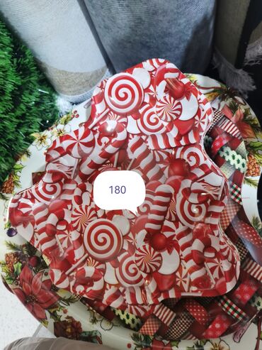 Kuća i bašta: Tacne, tanjiri