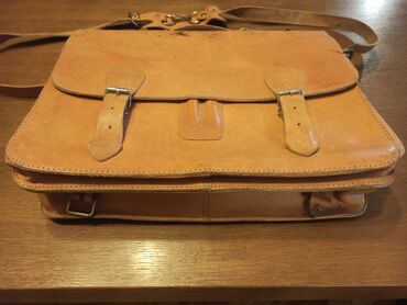 Ostali alati i mašine: Nova kožna torba za alat od debele goveđe kože. Ima tri pregrade (dve — 1