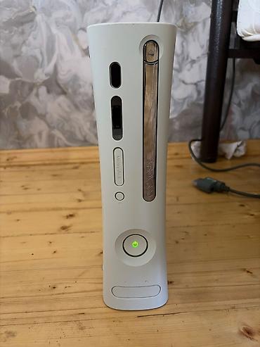 Xbox 360 & Xbox: İdeal vezyetdedir heç bir problemi yoxdu gta 5 diski yeniden — 2