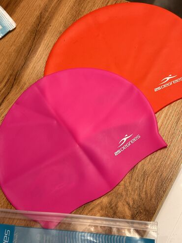 пластиковые формы для гипса: Продам новые шапочки для бассейна. Размер 52-54 см. Каждая по