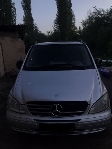 Mercedes-Benz: Mercedes-Benz Viano: 2004 г., 2.2 л, Механика, Дизель, Минивэн