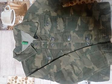 военные одежды: Детская камуфляжная джинсовка Benetton в отличном состоянии на 3 - 5 — 2
