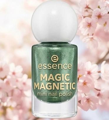 Essence Magic Magnetic mini nail polish – magnetni lak za nokte u na lalafo.rs Essence Magic Magnetic mini nail polish – magnetni lak za nokte u