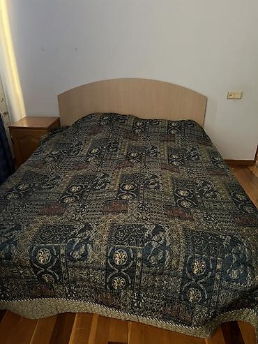 taxta carpayi: İki nəfərlik çarpayı dəsti - Ölçü: təxminən 160x200 sm (standart iki — 2