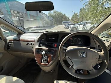 адс: Honda Odyssey: 2000 г., 2.3 л, Автомат, Бензин, Минивэн — 7
