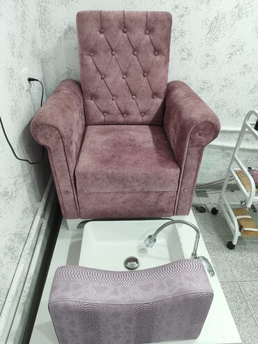 Salon, tibbi kreslolar: Pedikur kreslosu satilir 350azn. Unvan Azadliq m 8150 Nigaz