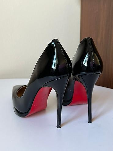 pari: Туфли, 37, Christian Louboutin, Б/у, цвет - Черный, Самовывоз — 6