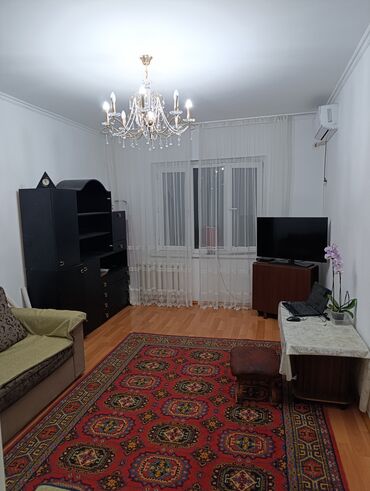 квартира гоголя: 2 бөлмө, Менчик ээси