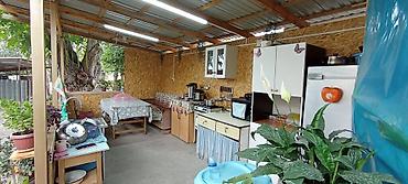 Кыймылсыз мүлк: В городе Кара-балта продается жилой уютный дом,в хорошей локации — 6