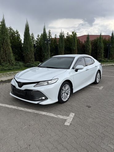 naushniki jbl e45: Toyota Camry: 2018 г., 2.5 л, Автомат, Бензин, Седан