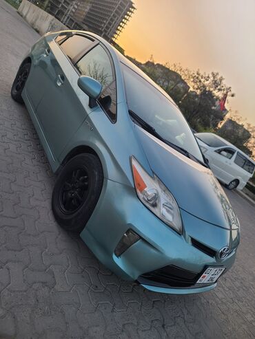 Toyota Prius: 2014 г., 1.8 л, Вариатор, Гибрид, Хэтчбэк