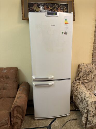 Холодильники: Продам холодильник Бош.
В рабочем состоянии