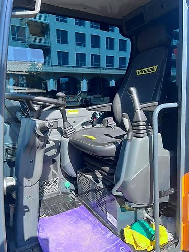 фронтальный погрузчик 3 куба: Экскаватор, Hyundai, 2025 г., Колесный — 3