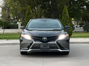 грейфер юмз: Toyota Camry: 2021 г., Седан