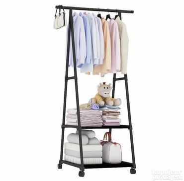 stalak: Pokretni stalak za odecu Podni stalak za odeću je odlično rešenje za