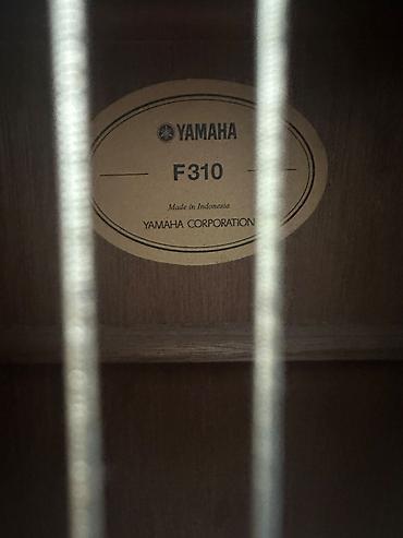 islənmis gitara: Akustik gitara, Yamaha, 6 sim, İşlənmiş, Ünvandan götürmə, Pulsuz çatdırılma, Ödənişli çatdırılma — 2