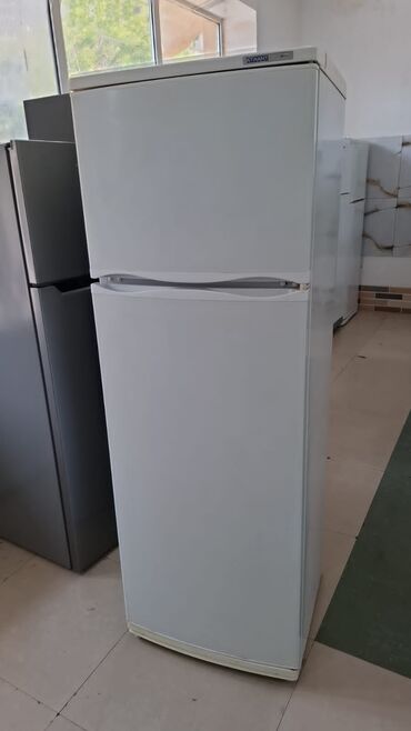 kiçik soyuducular: 2 qapılı Uğur Soyuducu Satılır, rəng - Ağ