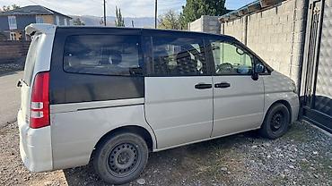 toyota hilux surf 185: Nissan Serena: 2002 г., 2 л, Вариатор, Газ, Минивэн — 3