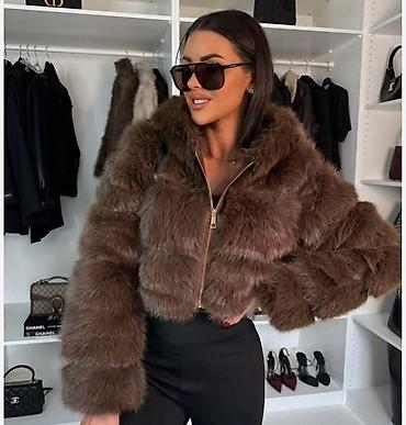 jakna djubretarac: Bunde
S M L
Cena : 7000 dinara — 1