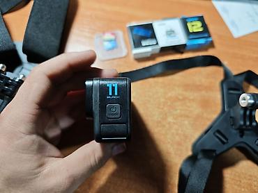 Видеокамеры: Экшн‑камера GoPro HERO11 Black + аксессуары Комплектация: - Камера — 2