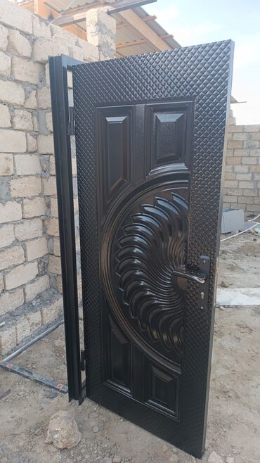 Giriş qapıları: Yeni Giriş qapısı Zamok və çərçivə ilə, Zəmanətli, Pulsuz quraşdırma, Ödənişli çatdırılma -da lalafo.az — 16 Giriş qapıları: Yeni Giriş qapısı Zamok və çərçivə ilə, Zəmanətli, Pulsuz quraşdırma, Ödənişli çatdırılma — 16