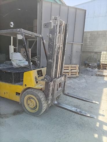 2107 teker: Sənaye tipli yükləyici (forklift) - Yanacaq tipi: daxiliyanma — 2
