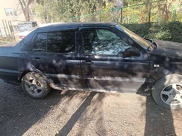Volkswagen: Volkswagen Golf: 1993 г., 1.8 л — 3