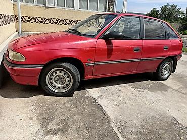 srv 3: Opel Astra: 1992 г., 1.4 л, Механика, Бензин, Хэтчбэк — 2