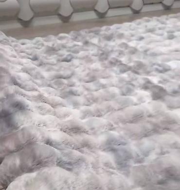 Tepisi i prostirke: Tepisi deblji i topli Ne klizajuci,gumirani Dimenzije: 1-9100 din na lalafo.rs — 4 Tepisi i prostirke: Tepisi deblji i topli Ne klizajuci,gumirani Dimenzije: 1-9100 din — 4