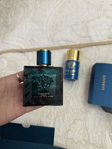 Другое: Versace eros 
(travel duo)
новый, с duty free, возможен небольшой торг