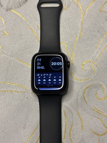 Apple Watch: Продаю Apple Watch Series 7 45mm Память 32гб Состояние идеальное